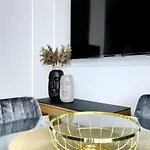 아파트 Promenada Kasprowicza 20 코워브제크